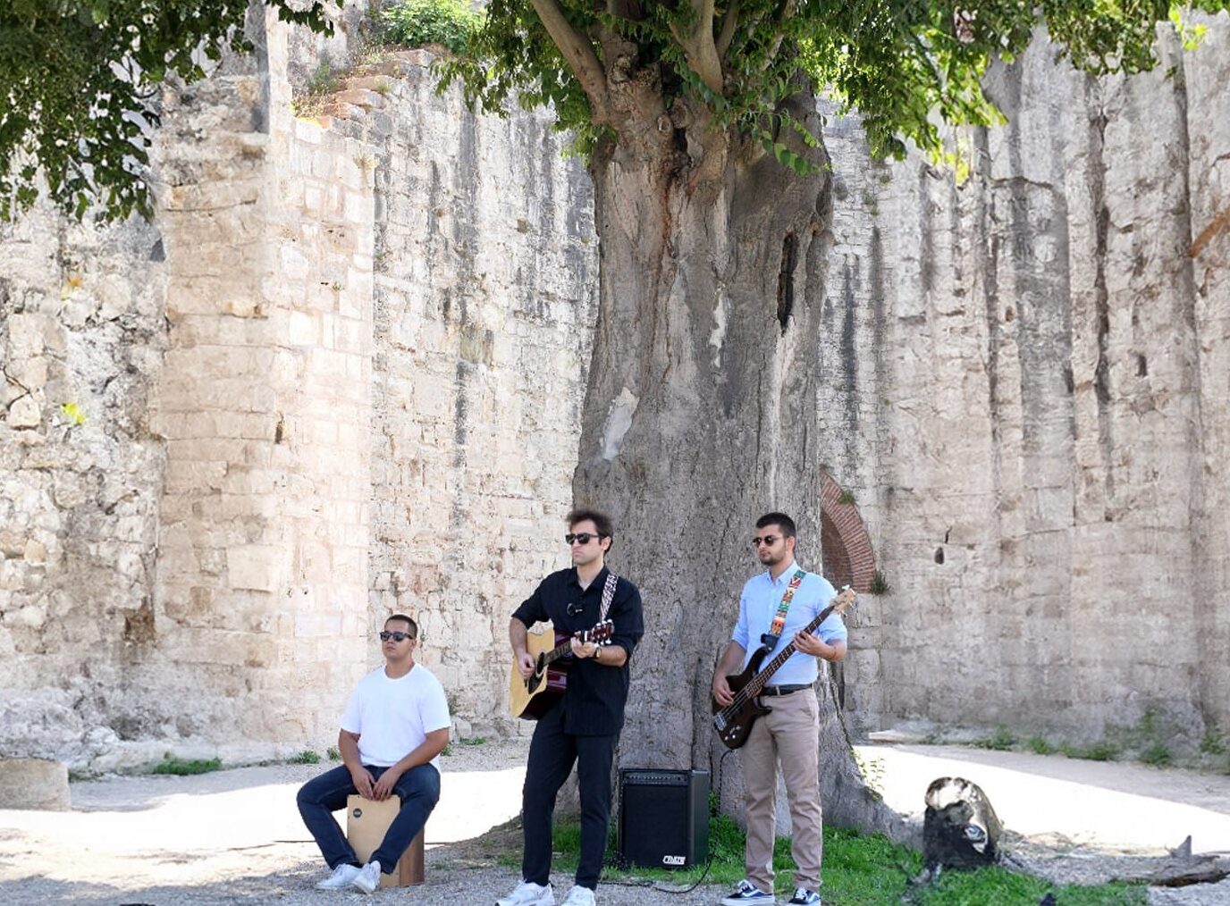 52702-52702_efsaneleriyle-unlu-yedikule-hisarindan-ezgile_20250804-164409-fatihbel_fotogaleri_900x530