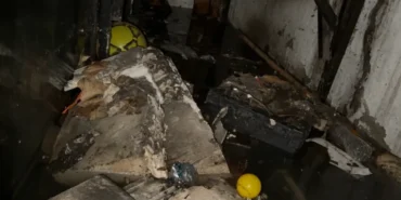 8168-beyoglunda-rogar-tasti-hali-dukkani-su-altinda-kaldi