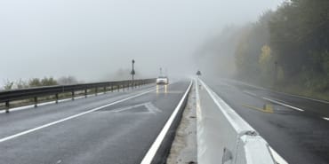 AA-20251012-39386936-39386933-BOLU_DAGINDA_SIS_VE_SAGANAK_ETKILI_OLDU