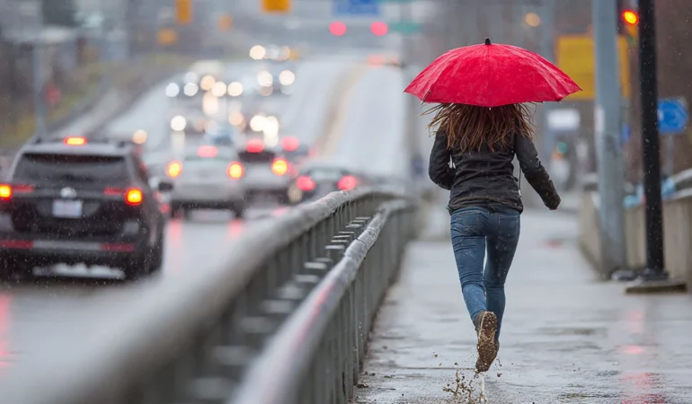 Meteoroloji’den 8 İl İçin “Sarı Kod”lu Uyarı: Kuvvetli Sağanak ve Dolu Geliyor!