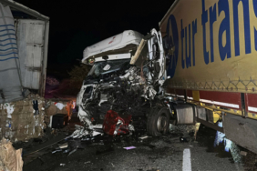 EDIRNEDE-2-TIR-VE-3-OTOMOBILIN-KARISTIG_295475_media1