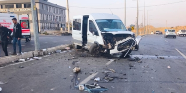 minibus-kaza-2415690