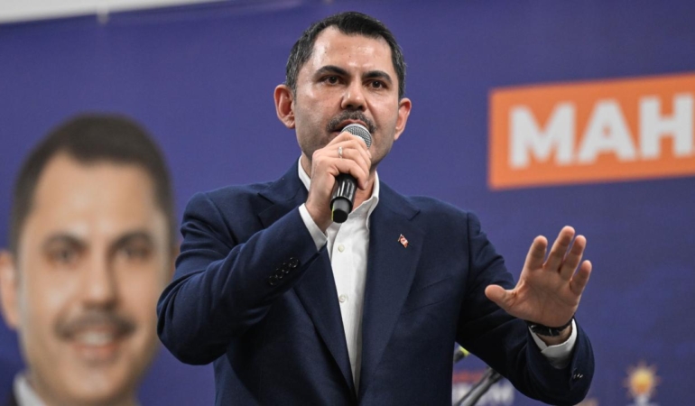 Bakan Kurum: Önümüzdeki Ay Evine Kavuşmamış Tek Bir Depremzede Kalmayacak