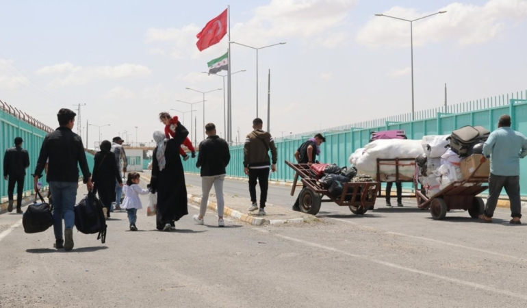 Bakan Yerlikaya Açıkladı: Esed Rejiminin Düşmesinin Ardından Türkiye’den Dönen Suriyeli Sayısı 550 Bini Buldu