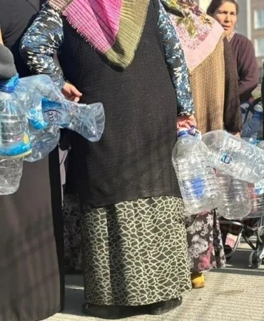 571dac3e-fd1b-41f7-ba51-b0d17e3e6b4a