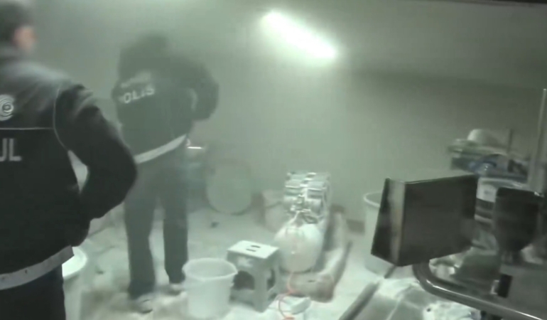 Zehir Tacirlerine Ağır Darbe: Yaklaşık 7 Milyon Uyuşturucu Hap Ele Geçirildi