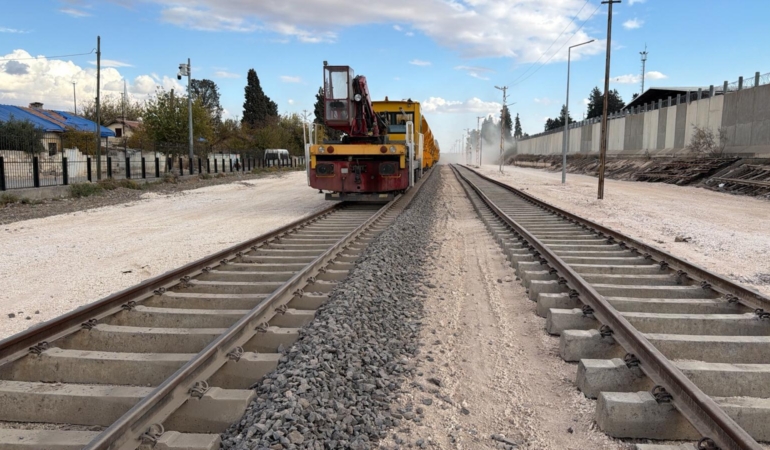 Sınırdaki 350 kilometrelik demiryolu hattı hayata dönüyor