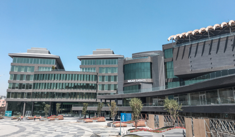 Üsküdar Evlendirme Dairesi Yeni Nikah Sarayı Rehberi: Nerede ve Nasıl Gidilir?