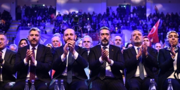 b3b15844-3f44-4ee2-b106-bb3ba78c3402