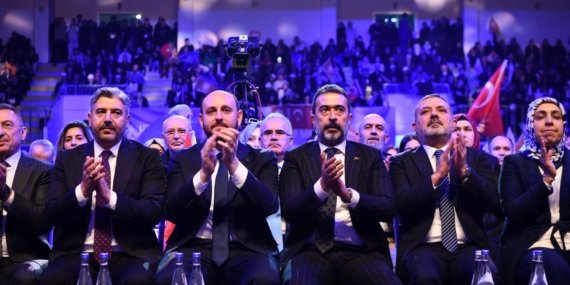 b3b15844-3f44-4ee2-b106-bb3ba78c3402