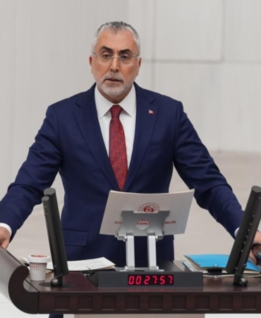 vedat-isikhanaa-2425665