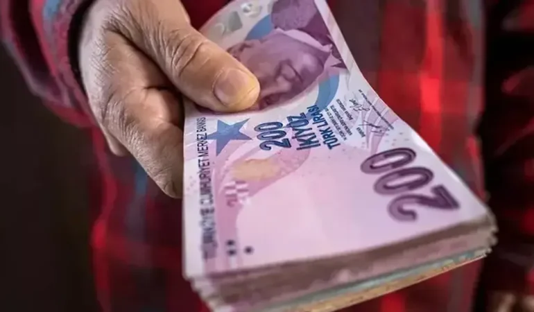 2026 Emekli Promosyon Yarışı Kızıştı! Maaşı 20 Bin TL Olanlara Hangi Banka Ne Kadar Veriyor?