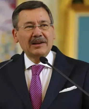 melih_gokcek_kimdir_aslen_nereli_kac_yasindadir_esi_ve_cocuklari_1540372000_2112