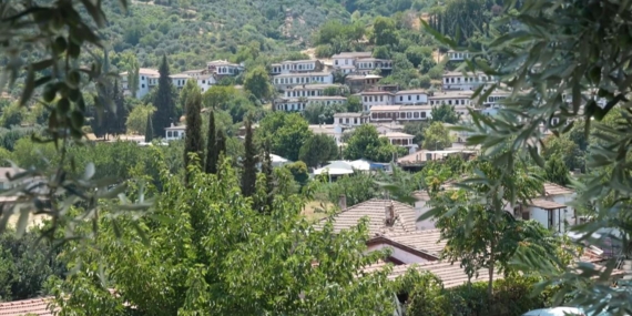 sirince-koyu-trt-haber-2263768 (1)