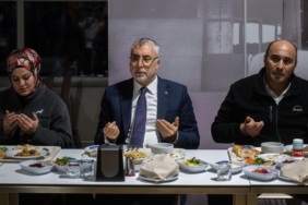 vedat-isikhanaa-2440412