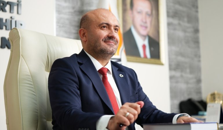 Gürhan Albayrak: Kadın eli değen her yer güzelleşir