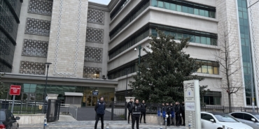 Bursa Büyükşehir Belediye Başkanı Mustafa Bozbey gözaltına alındı