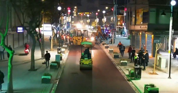 Şanlıurfa’nın tarihi yolu Divanyolu yenilendi: İkinci etap tamamlandı, cadde ışıl ışıl oldu