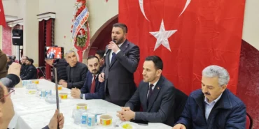 Gümüşler’de gönül sofrası kuruldu- Belediye çalışanları kendi maaşlarıyla iftar verdi2
