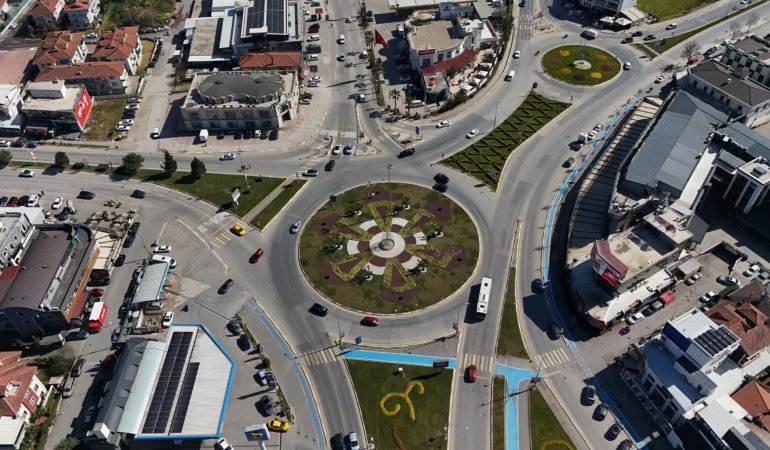 Sakarya Büyükşehir Belediye Başkanı Alemdar: Şehir uzun yıllardır beklediği raylı sisteme kavuşuyor