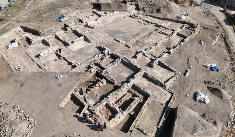 Kayseri tarihinde yeni iz! Örenşehir Mozaikli Yapı “Ören Yeri” olarak ilan edildi