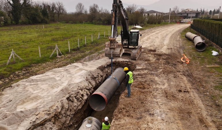 Düzce’de İçme Suyu Şebekesi Seferberliği: Ekipler Hafta Sonu da Sahada!