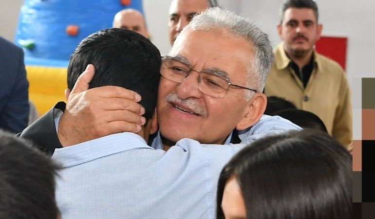 Başkan Büyükkılıç, Yürekleri Isıttı: Bayramda Çocukların Gönlünü Kazandı