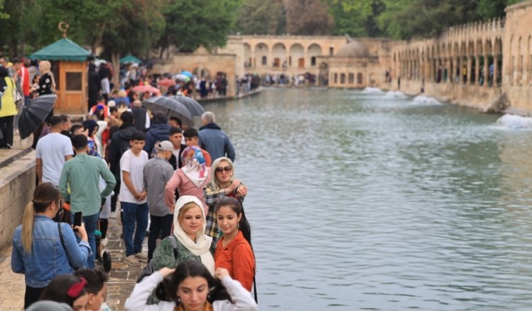 Turizmde Yeni Rekor Bekliyor: Başkan Gülpınar’dan Şanlıurfa’ya Davet