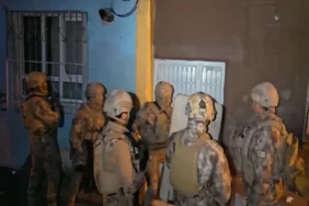 Suç örgütlerini öven ve silahlı paylaşım yapan 358 şüpheliye gözaltı