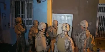 Suç örgütlerini öven ve silahlı paylaşım yapan 358 şüpheliye gözaltı