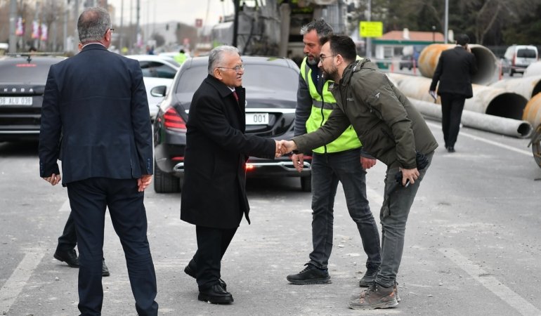 Başkan Büyükkılıç, DSİ Katlı Kavşağı Çalışmalarını Yerinde İnceledi