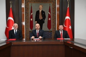 07-04-2026-okullara-saha-yapim-protokolu-imza-_2_