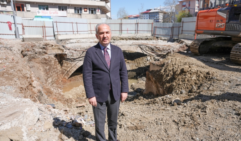 Rize Belediyesi 200 yıllık “Çitanın Köprüsü”nü Gün Yüzüne Çıkardı