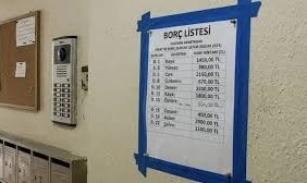 KVKK’dan apartman panolarına “ifşa” yasağı