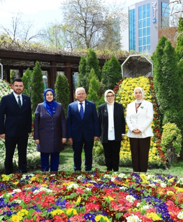 ak-parti-genel-merkez-kadin-kollari-baskani-ercandan-baskan-buyukkilica-avrupa-sehri-ovgusu-49