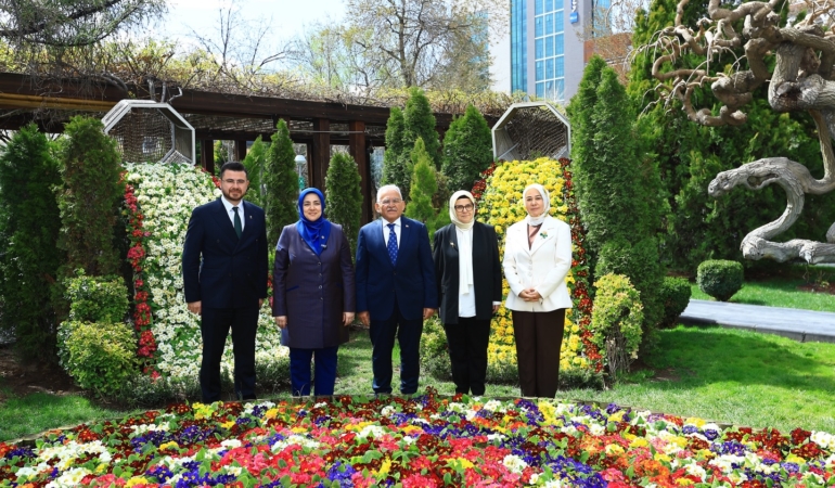 AK Parti Genel Merkez Kadın Kolları Başkanı Ercan’dan  Büyükkılıç’a “Avrupa Şehri” Övgüsü