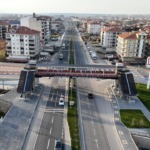 aksaray-belediyesinden-anlamli-yatirim-gazzeli-sehitler-yaya-ust-gecidi-acildi