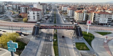 aksaray-belediyesinden-anlamli-yatirim-gazzeli-sehitler-yaya-ust-gecidi-acildi