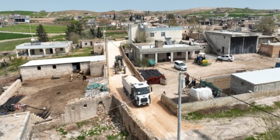 anliurfanin-kirsal-yollarinda-asfalt-seferberligi-buyuksehirden-konforlu-ulasim-hamlesi