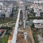 İSTANBUL'UN TRAFİK YÜKÜNÜ SIRTLAYACAK DEV PROJEDE SONA DOĞRU NAKKAŞ-BAŞAKŞEHİR OTOYOLU HAVADAN GÖRÜNTÜLENDİ