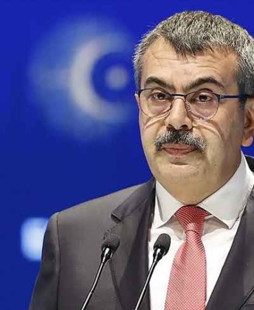 bakan-yusuf-tekin-okullardaki-yeni-guvenlik-onlemlerini-acikladi-yapay-zeka-destekli-erken-uyari-sistemi-geliyor