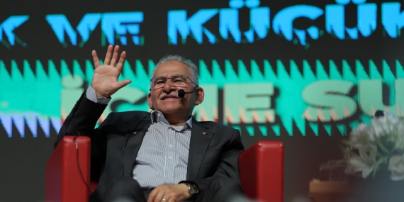 baskan-buyukkilic-kayseri-universitesinde-genclerle-bulustu-bu-belediye-sizin-14