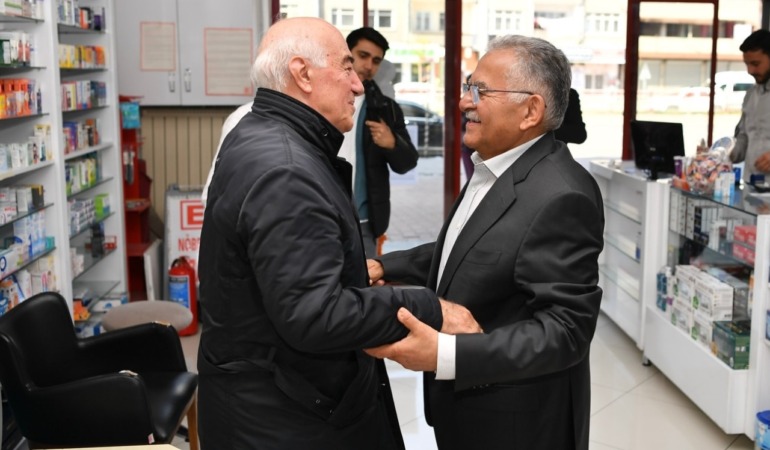 Başkan Büyükkılıç’tan Sivas Caddesi’nde Esnaf Çıkarması: “Gönül Belediyeciliği Sahada Sürecek”