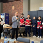 baskan-cetinkayadan-sosyal-yasam-merkezlerine-yakin-markaj-hemsehrilerimizin-hizmetindeyiz