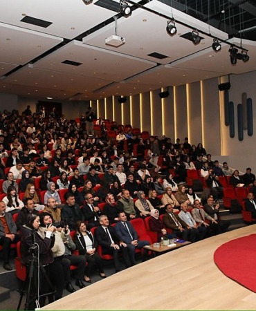 baskan-ozlu-genclere-hem-kariyer-sirlarini-hem-de-yeni-hayalini-anlatti