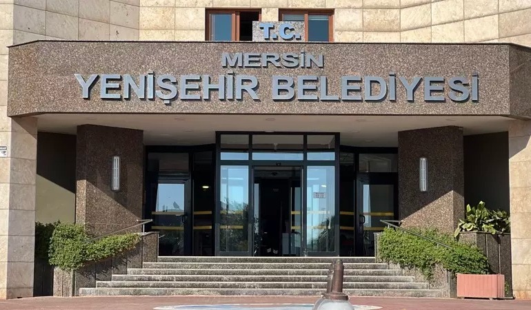 CHP’li Belediyelerde “Liyakat” Değil “Yolsuzluk” Rüzgarı: Kıtaları Aşan Vurgun Skandalı!
