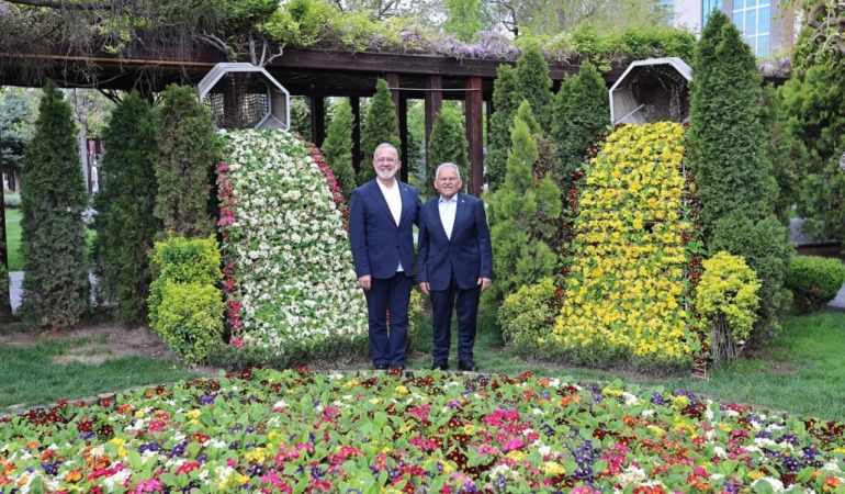 Yenişehirlioğlu’ndan Başkan Büyükkılıç’a Ziyaret: “Türk Kültür Başkenti Kayseri’de Olmak Çok Değerli”