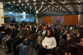 gonullu-gencler-maraton-icin-sahada-konya-yari-maratonuna-genc-kultur-kart-imzasi