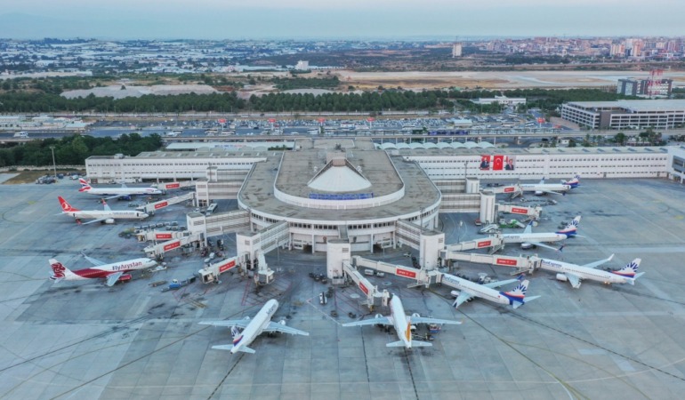 Havalimanı Kapasitesi 26 AB Ülkesinin Nüfusunu Aştı