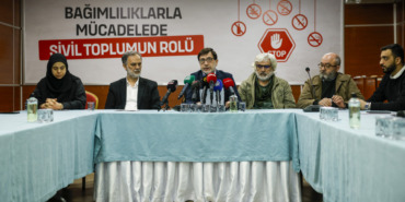 ihhnin-dikkat-ceken-bagimlilik-raporu-kamuoyuna-duyuruldu